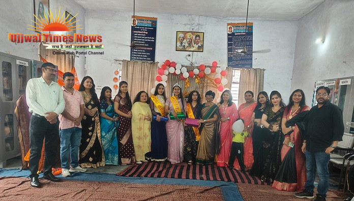 वैदिक कन्या कॉलेज में नवप्रवेशित छात्राओं के लिए फ्रेशर पार्टी