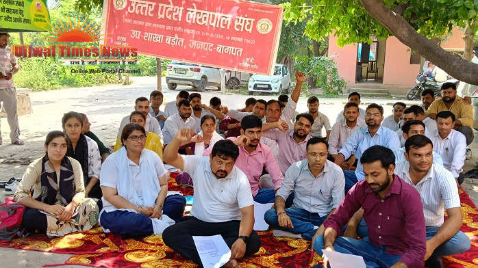 54 लेखपालों ने छोड़ा अतिरिक्त हलकों का काम, 3500 प्रमाणपत्र अटके