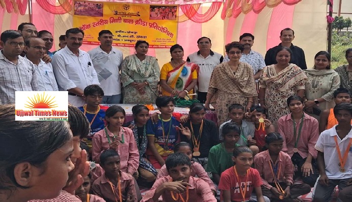 सौ मीटर फर्राटा दौड़ में आरती ने मारी बाजी