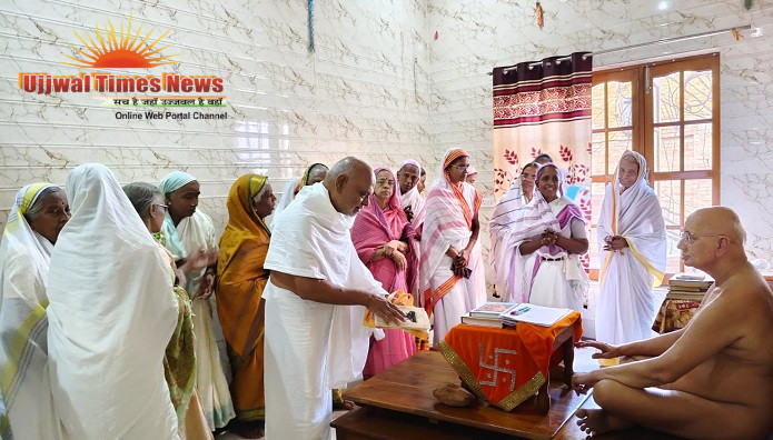 श्री सिद्धचक्र विधान में 256 अर्घ्य समर्पित कर श्रद्धालुओं ने की सिद्ध परमेष्ठी की आराधना