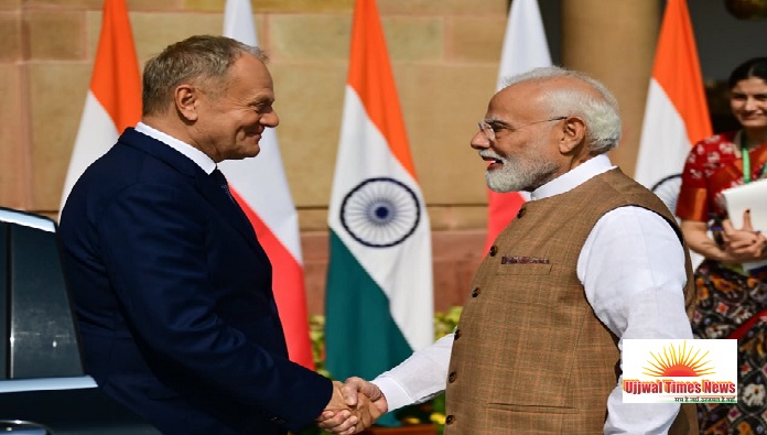 पीएम मोदी आप हम सभी के लिए उम्मीद की एक किरण है:डोनाल्ड टस्क