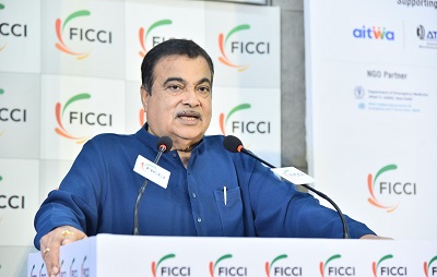 नितिन गडकरी